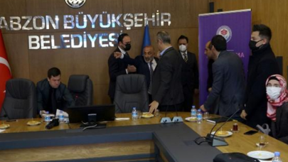 'Öfke kontrolü eğitimi’ imza protokolünde kavga çıktı