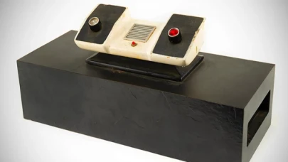 Atari'nin el yapımı ahşap konsoluna rekor fiyat!
