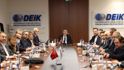 Bakan Nurettin Nebati, DEİK heyetiyle bir araya geldi