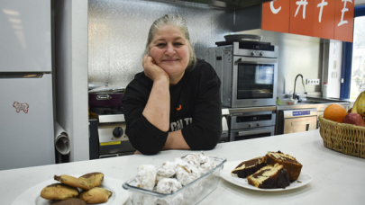 Eczacıbaşı Kulübünün 'Perihan Abla'sı 26 yıldır sporculara annelik yapıyor