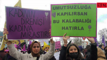 İstanbul'da kadınlar Kadıköy Rıhtım'da buluştu