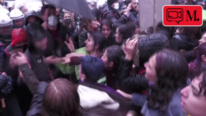 İzmir'de kadınlar direndi polis barikatı kalktı
