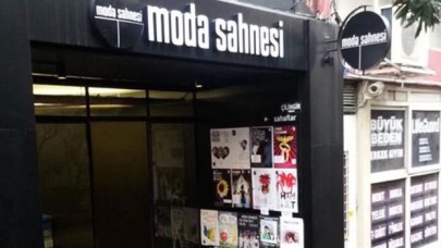 Moda Sahnesi: 27 Mart Dünya Tiyatro Günü'ne elektriğimiz kesik gireceğiz