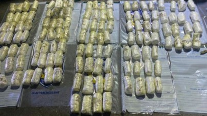 Polis memuru 52,5 kilogram patlayıcıyla yakalandı