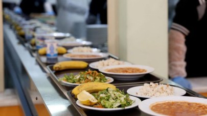 Üniversite yemeklerine yüzde 92 zam!