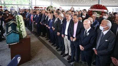 Gazeteci Tufan Türenç, son yolculuğuna uğurlandı