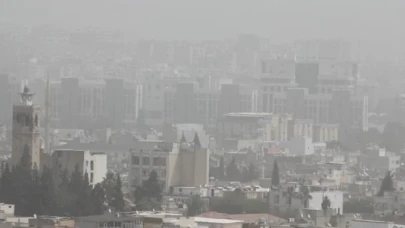 Güneydoğu tozla kaplandı: Görüş mesafesi düştü