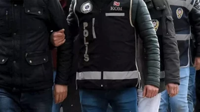 İzmir’de FETÖ’nün TSK yapılanmasına operasyon: 99 şüpheliye gözaltı kararı