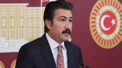 AK Parti Grup Başkanvekili Cahit Özkan görevden alındı