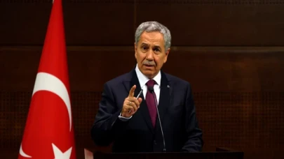 Bülent Arınç'tan iktidara eleştiri