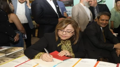 Gaziantep’te kitap fuarı açıldı