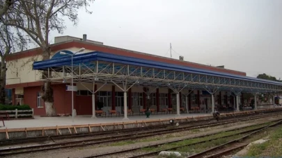 Halkalı-Bahçeşehir banliyö hattı bugün açılıyor