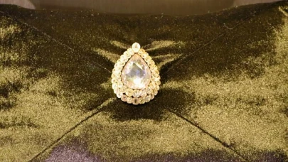 'Kaşıkçı Elması çalındı' iddialarına Milli Saraylar'dan açıklama geldi