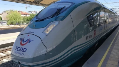 YHT'de 29 Nisan'da 29 bin 477 yolcu ile günlük taşıma rekoru kırıldı