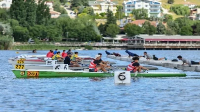 20 yıl sonra kürekler maviliklere çekildi