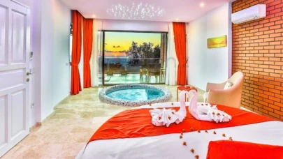 Balayı için otel mi villa mı?