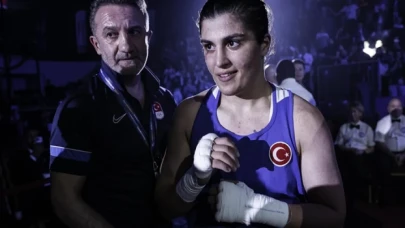 Busenaz Sürmeneli, yarı finale yükselerek madalyayı garantiledi