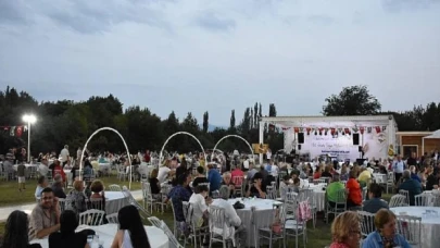 Edremit’te Balkan Ezgileriyle Rumeli Şenliği