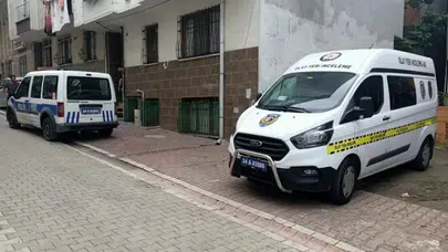 Esenyurt'ta genç kız tartıştığı annesini bıçakladı
