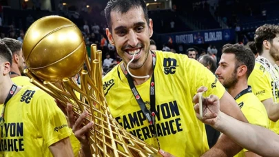 Fenerbahçe Beko'da 2 ayrılık daha