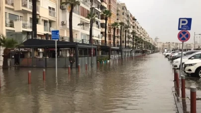Meteoroloji'den kırmızı kodlu uyarı: Şiddetli yağış 36 saat sürecek
