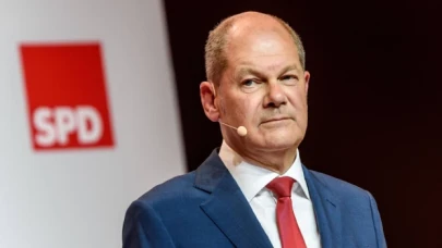 Scholz, Alman vatandaşlık yasasını modernleştirmek istediklerini söyledi
