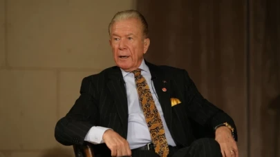 Uğur Dündar'a hapis cezası