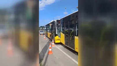 Ümraniye'de 3 İETT otobüsü zincirleme kaza yaptı