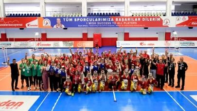 Veteranlar Badminton Şenliği başladı