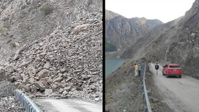 Artvin’de yaşanan heyelan sonucu köy yolu ulaşıma kapandı