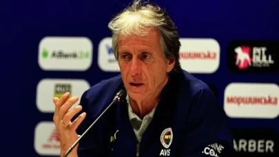 Jorge Jesus: Elenmemizi 10 kişi kalmamıza bağlıyorum