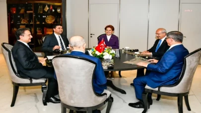 Meral Akşener: “ Güçlendirilmiş Parlamenter Sistem ile ülkemizde yaşanan son gelişmelere dair değerlendirmelerde bulunduk’’