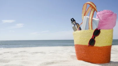 Plaj çantanızda olması gereken bakım ürünleri