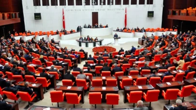 Siyasi partilerin bayramlaşma programı belli oldu