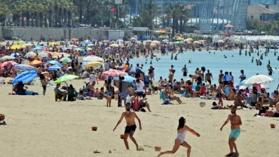 Yerli turistlerin seyahat harcamalarında yüzde 100,4'lük artış