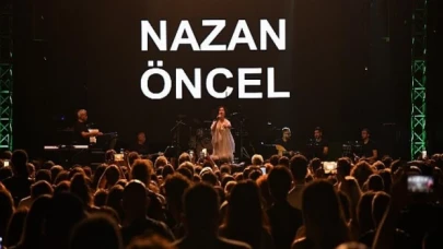 Yıldızlar Altında “Kalamış Yaz Festivali” Devam Ediyor