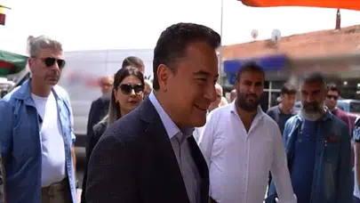 Ali Babacan Uşak’ta Pazarı Dinledi: En önemli konuşmayı seçim günü yapacağız