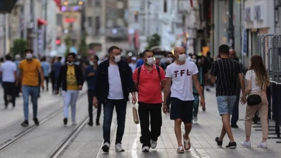 Aşılanma oranı düştü: Sonbaharda yeni dalga tehlikesine dikkat!
