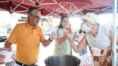 Başkan Topaloğlu, Kuzdere’de Vatandaşlara Aşure Dağıttı