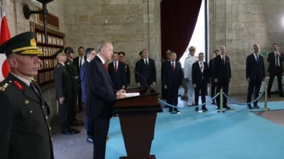 Devlet erkanı 30 Ağustos Zafer Bayramı’nda Anıtkabir’i ziyaret etti