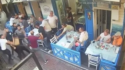 Eğlence mekanına alınmayınca kavga çıkardılar