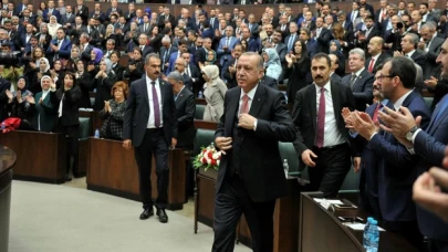 Erdoğan'dan partisine talimat: İç tartışmaları bırakın, seçime çalışın
