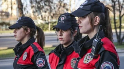 İçişleri Bakanlığı yönetmeliği değiştirdi: "Bayan amir ve memurlar saç renklerinde abartıya kaçamaz"