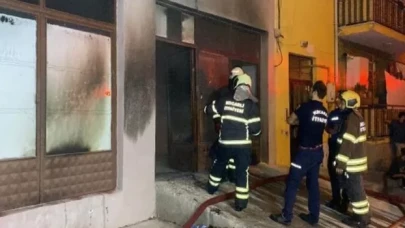 İzmit'te bir kişi evlenmek isteyen babasıyla tartıştı, garajı yaktı