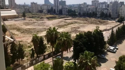 Millet Bahçesi yapılacak diye yıkılan Adana 5 Ocak Stadyumu arazisi boş kaldı