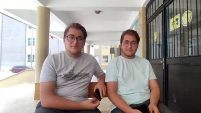 Tek yumurta ikizleri YKS'den aynı puanı aldı, aynı üniversitenin aynı bölümüne yerleşti