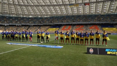 Ukrayna'da futbol ligi seyircisiz olarak yeniden başladı