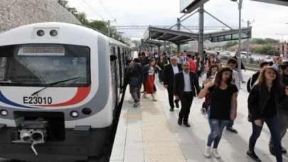 3 büyükşehirde raylı sistemden milyar yolcu yararlandı