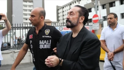 Adnan Oktar davası yeniden görülmeye başlandı