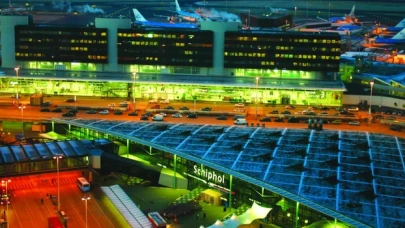 Amsterdam Havalimanı'nda tüm uçuşların durdurulması istendi